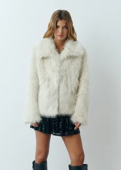 Abrigos Y Chaquetas*Brownie Abrigo corto cuello efecto pelo Crudo