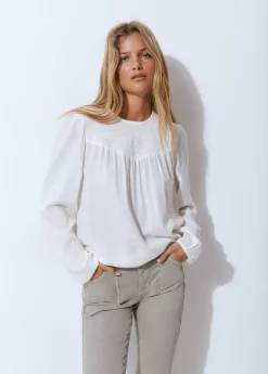 Camisas Y Blusas*Brownie Blusa cuello redondo smock en pico Crudo