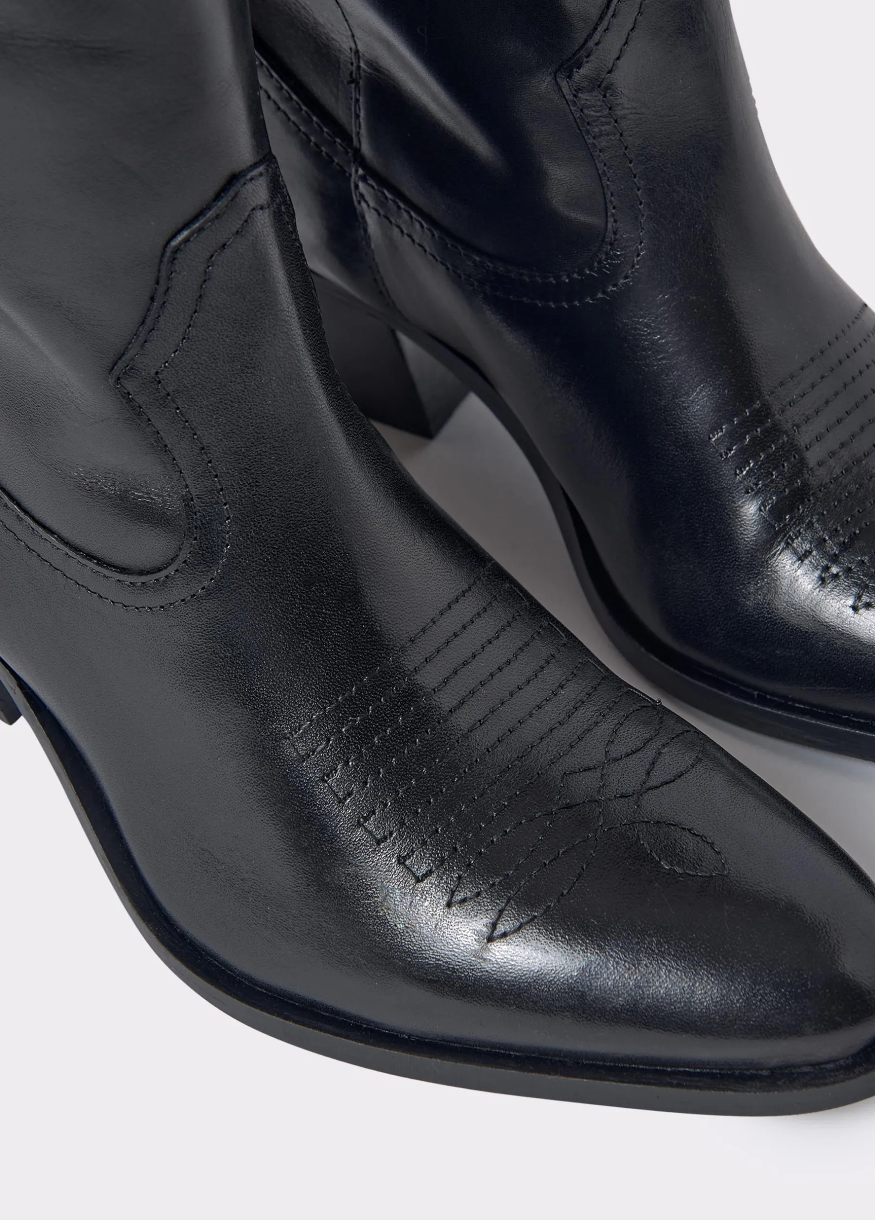 Zapatos*Brownie Bota piel campera tacón Negro